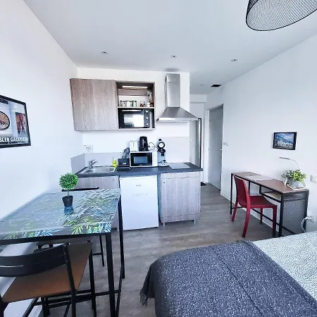 La Mascotte Apartment